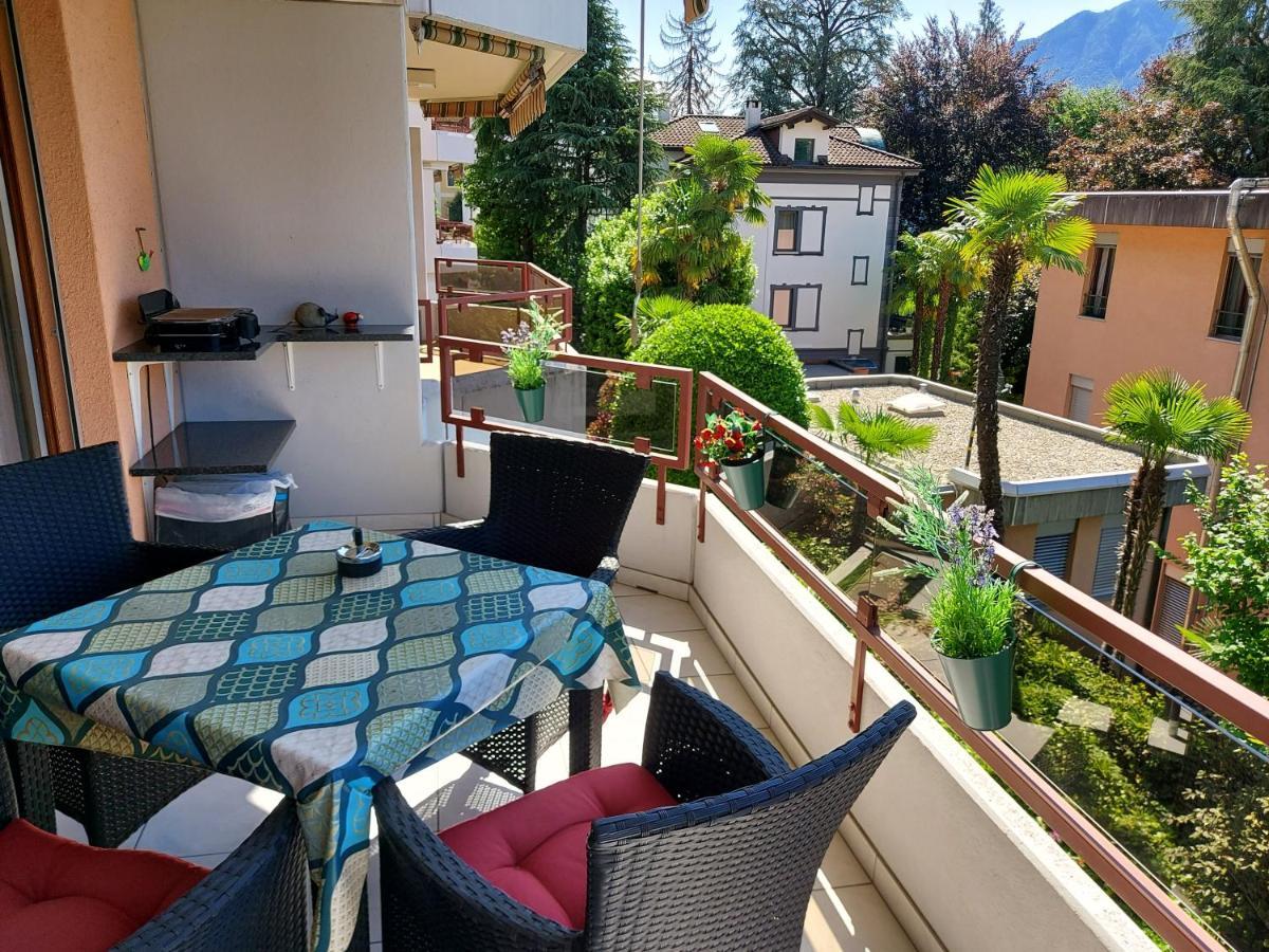 Opal Apartment Muralto Luaran gambar