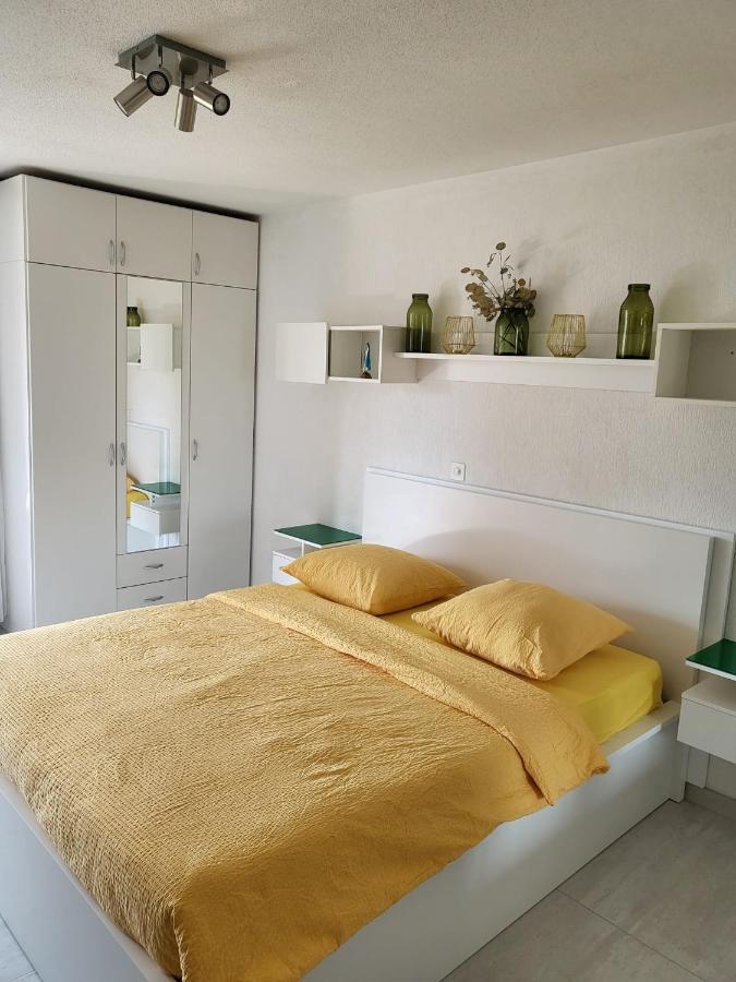 Opal Apartment Muralto Luaran gambar