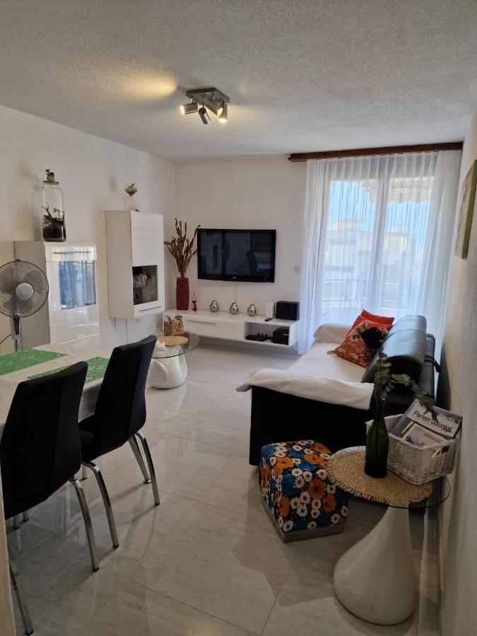 Opal Apartment Muralto Luaran gambar