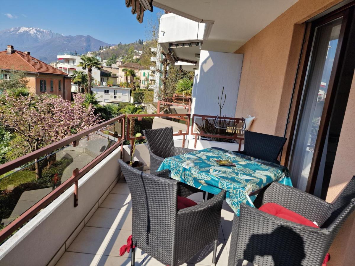 Opal Apartment Muralto Luaran gambar